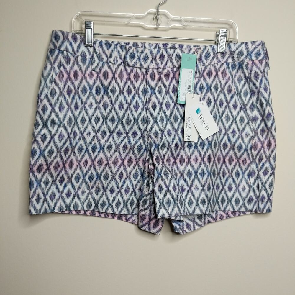Level 99 Cindie Linen Short - Size 32/14 - NWT
